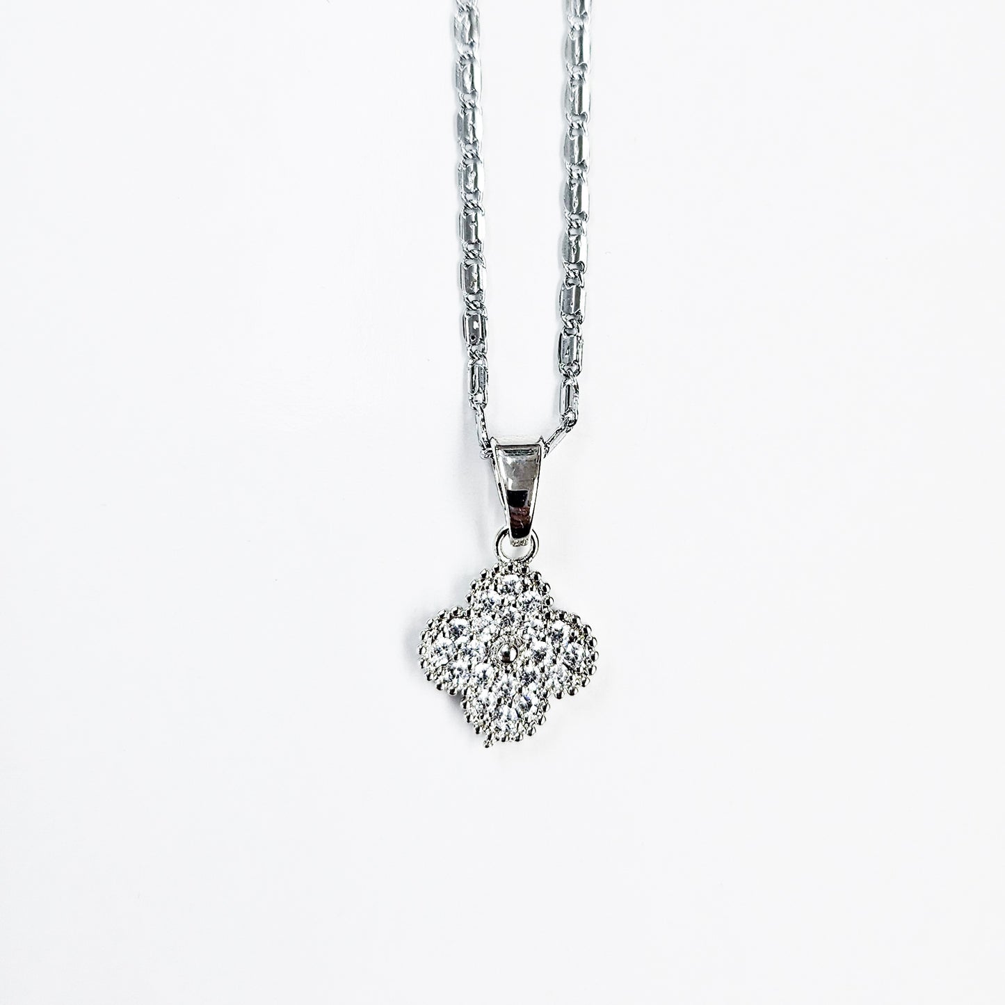 Brilliant Petite Clover Necklace