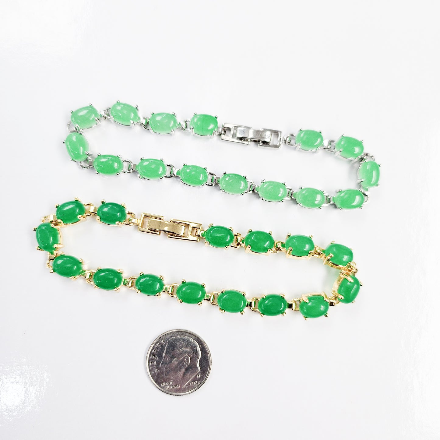 Green Oval Jade Clasp Bracelet