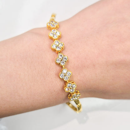 Clover Tennis Clasp Cubic Zirconia Bracelet