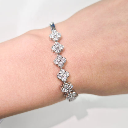 Clover Tennis Clasp Cubic Zirconia Bracelet