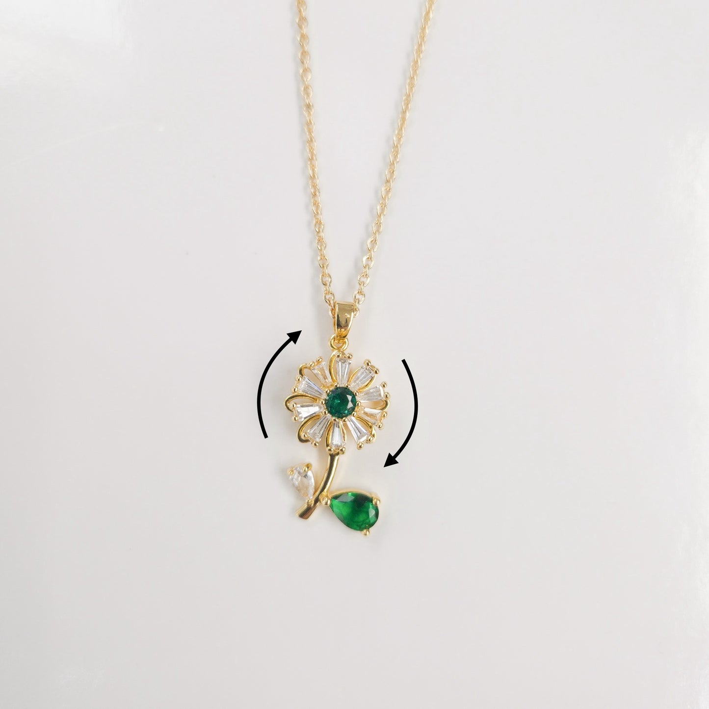 Full Flower Spinner Necklace