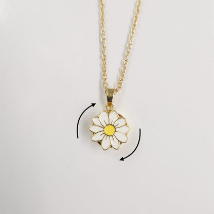 Mini Daisy Spinner Necklace
