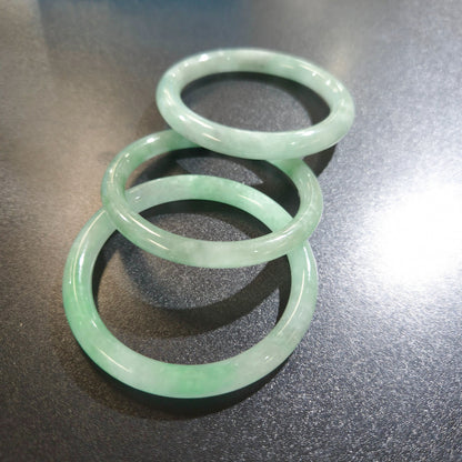 Narrow Pale Green Round Jade Bangles