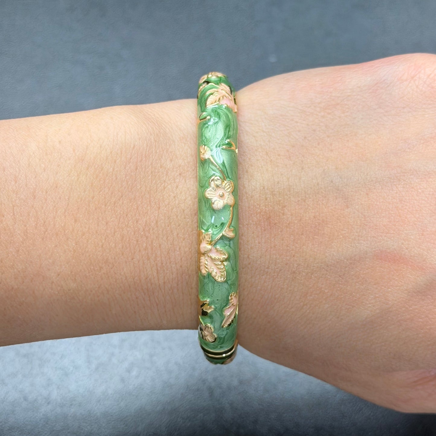 7 mm Flower Enamel Hand-painted Bangle