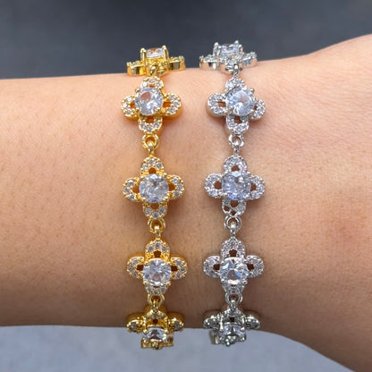 Stephanie Clover Bracelet