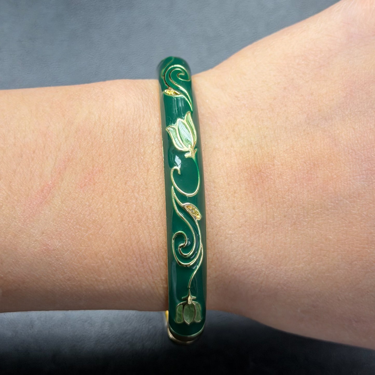 7 mm Tulip Flower Enamel Bangle