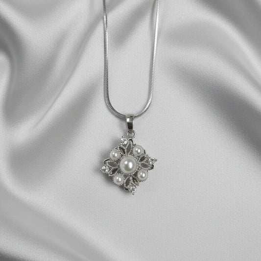 Pearl Snowflake Spinner Necklace