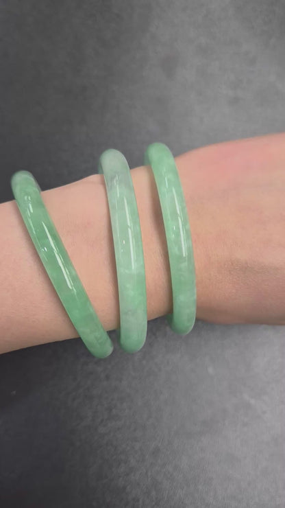 Narrow Pale Green Round Jade Bangles