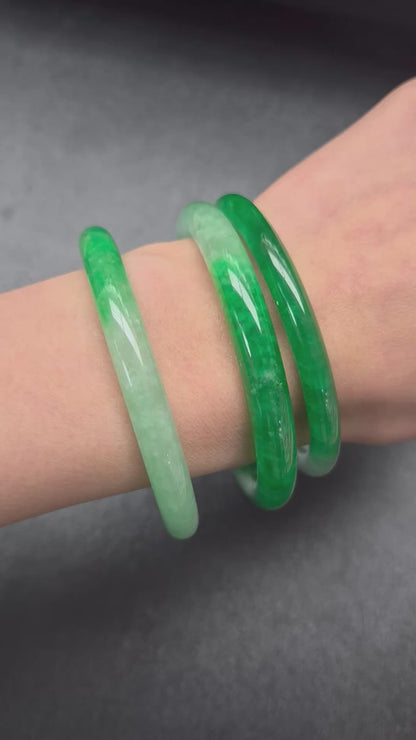 Narrow Two Tone Green Round Jade Bangles